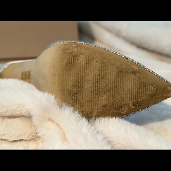 LE CHATEAU WB -WEDDING SHOES /GRAD SHOES-size 8/38 gentle worn maybe 6 times - Picture 3 of 7